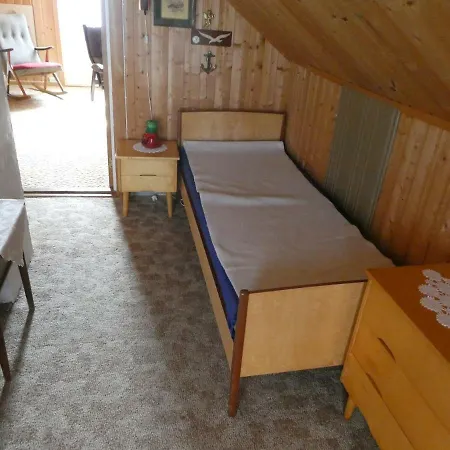 Leifs House Feriehus Sund (Nordland)