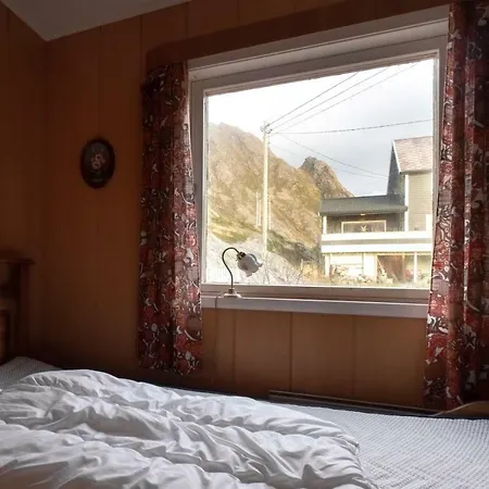 Leifs House Sund (Nordland)