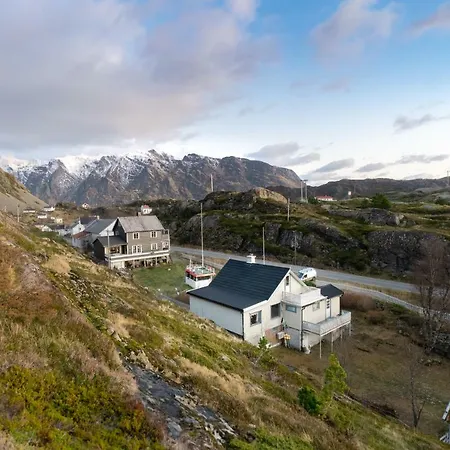 Leifs House Feriehus Sund (Nordland)